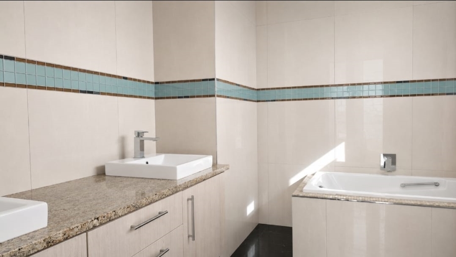 4 Bedroom Property for Sale in Parklands North Western Cape